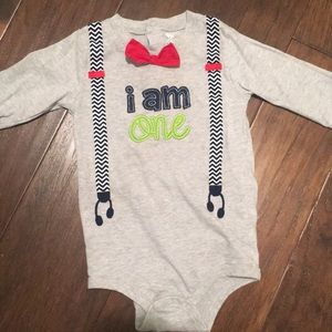 “I am one” long sleeve onesie 18-24m